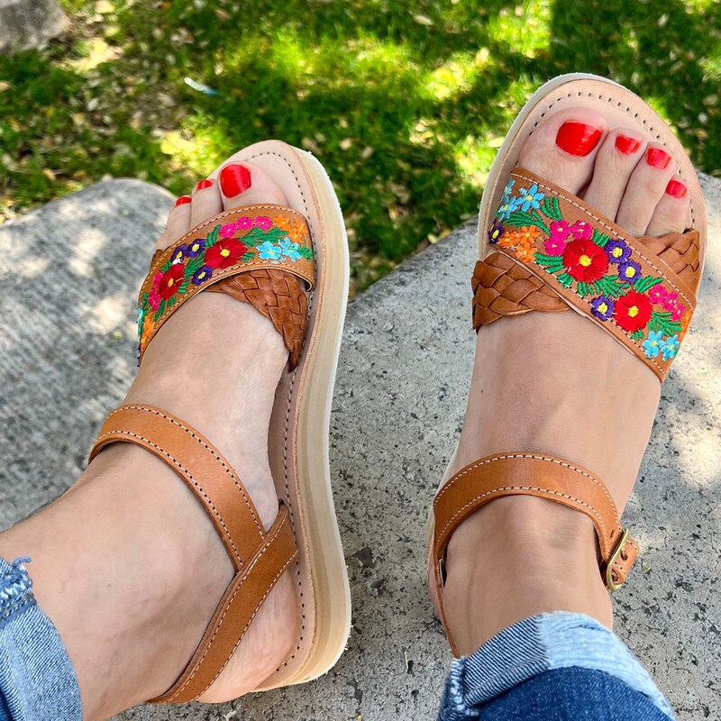 mexican chanclas with flowers