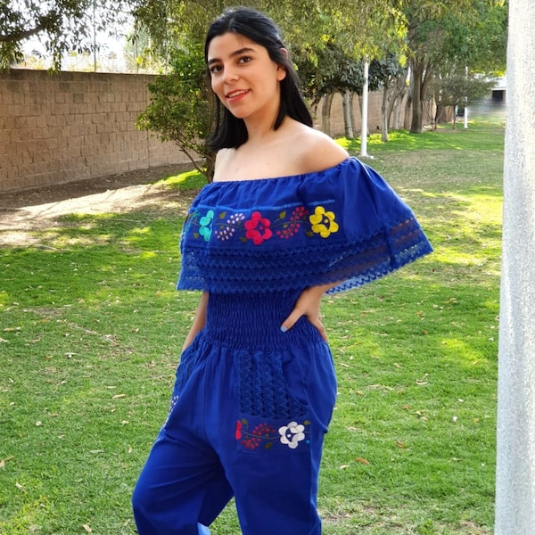 Mexican Floral Jumper with Lace - Jumper -  Mexican Fashion Clothing - elegant dress - mexican blanket - mexican style - original jumper