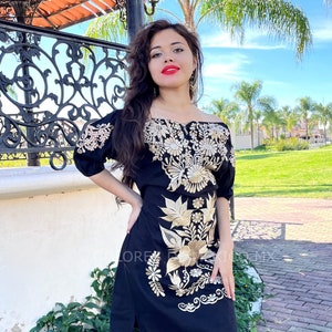 Mexican Dress embroidery flowers, handmade dress, Embroidered Dress, Traditional Mexican Dress, mexican dress up, mexican folk dress