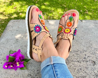 Leather sandals for women, leather woven shoes style Mexican, Women Shoes - lether huerache - Huarache sandals women Boho Rainbow Color