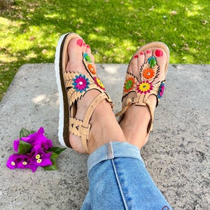 Huarache sandals with arch support best sale