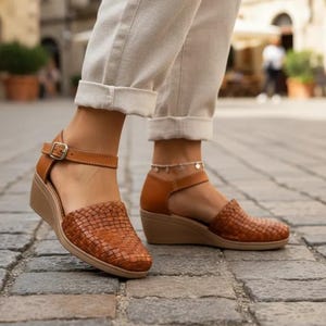 Mexican genuine leather sandal with comfortable platform for women - Huarache sandals - Mexican leather shoes comfortable boho sandals