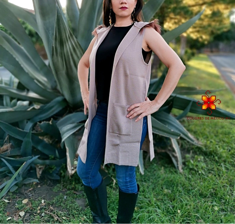 Mexican winter vest open style large with pockets and plush hood Gilet embroidery bohemian women color brown