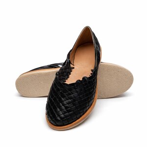 Sandali Huarache, sandali messicani da donna, scarpe messicane in pelle, sandali in pelle, sandali messicani, scarpe in pelle da donna, sandali comodi immagine 13