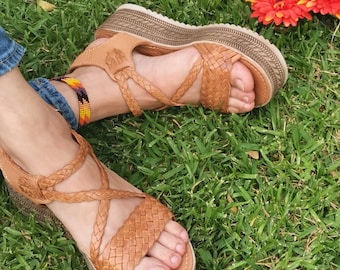 Platform leather Sandals - Huarache sandals - Mexican Women Shoes - Mexican leather huaraches - mexican shoes - comfortable boho sandals