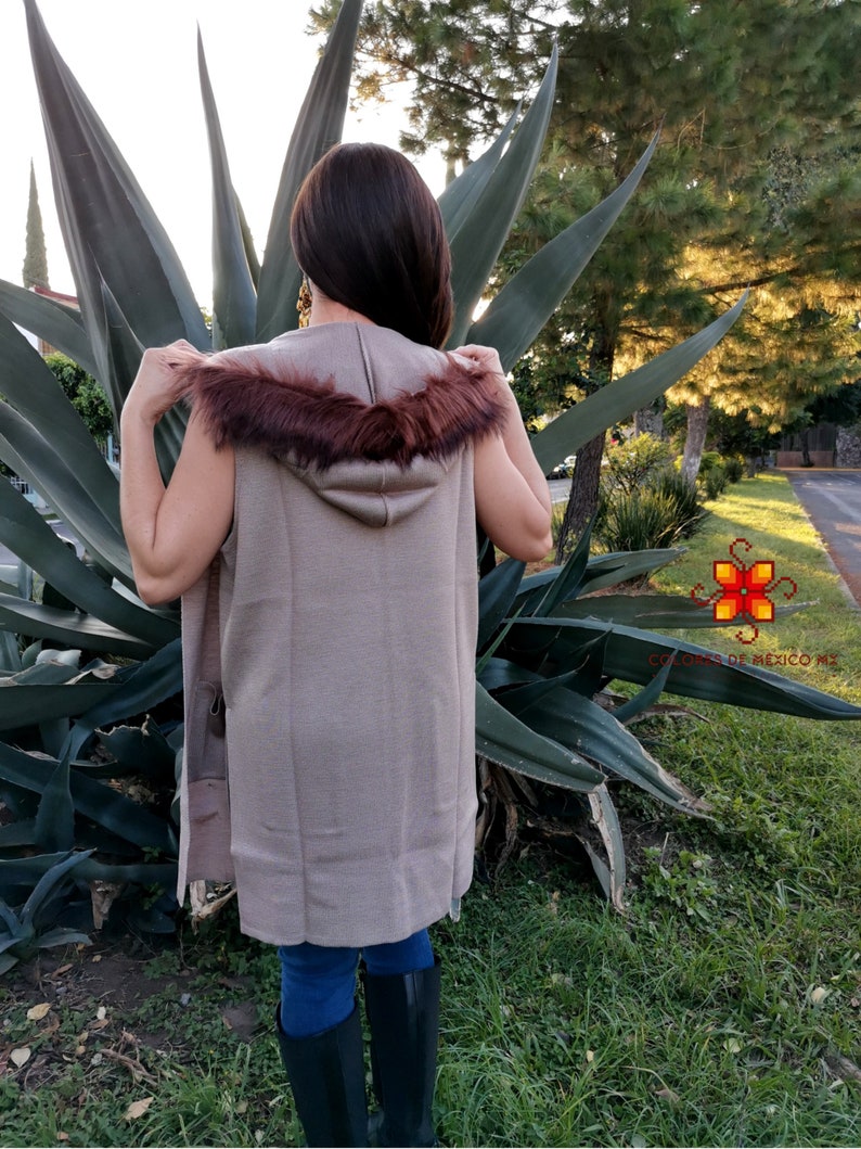 Mexican winter vest open style large with pockets and plush hood Gilet embroidery bohemian women color brown