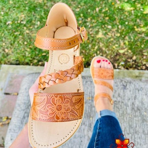 Huarache sandals, Mexican sandals women, Leather Mexican Shoes, leather sandals, Mexican sandals, leather shoes for women, bracelet shoe