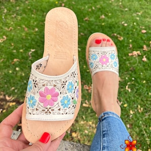 Mexican huarache sandals, Leather sandals, Mexican Shoes, Mexican Style, leather shoes, handmade sandal, mexican shoes, embroidered sandals