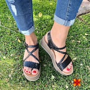 Platform leather Sandals - Mexican Women Shoes - Mexican leather huaraches - Women Shoes - comfortable women shoes - casual women shoes