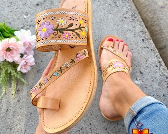 Sandales Huarache, sandales mexicaines à perles, sandales mexicaines en cuir, chaussures mexicaines pour femmes avec perles colorées, huaraches toutes tailles, chaussures