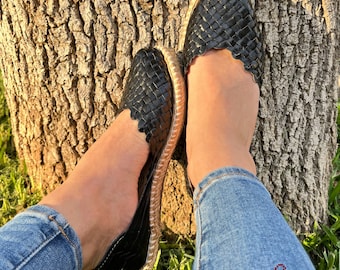 Platform shoes, womens shoes woven with natural leather, comfortable mexican huarache, huarache sandals women