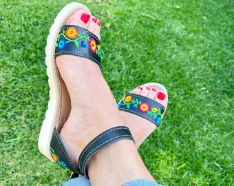 Huarache Sandal - Leather shoes - Leather Sandals - Leather Mexican Shoes - Mexican Style - leather sandals women - mexican sandals - boho