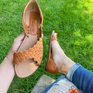 Mexican Huarache sandals - Leather sandals - Women Shoes - leather shoes for women- mexican shoes - traditional mexican sandals -All sizes