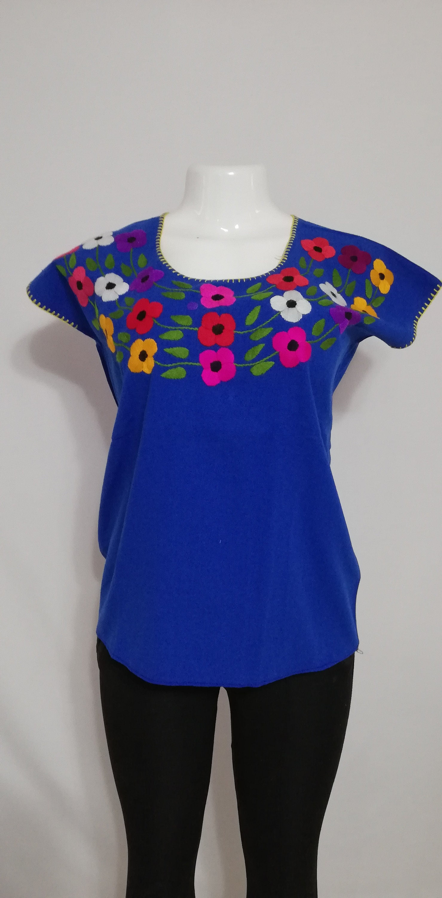 メキシカン中小ブラウスブルー花柄半袖/刺繍シャツ/ウイピル/シャツ 