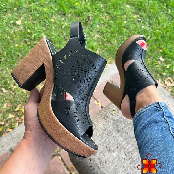 Leather Sandals Platform Heel - Mexican Boho Hippie - Women Shoes with buckle - All sizes - artisinal sandal