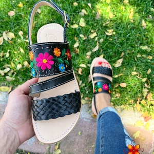 Platform Huarache sandals - leather Sandals - Mexican Women Shoes - Mexican leather huaraches - Women Shoes - comfortable women shoes