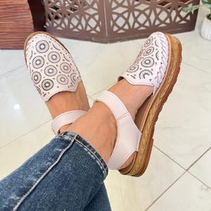 Mexican Leather Sandals with Ankle Buckle and Platform, Mexican sandals, Mexican Huarache Sandals, womens sandals, summer shoes