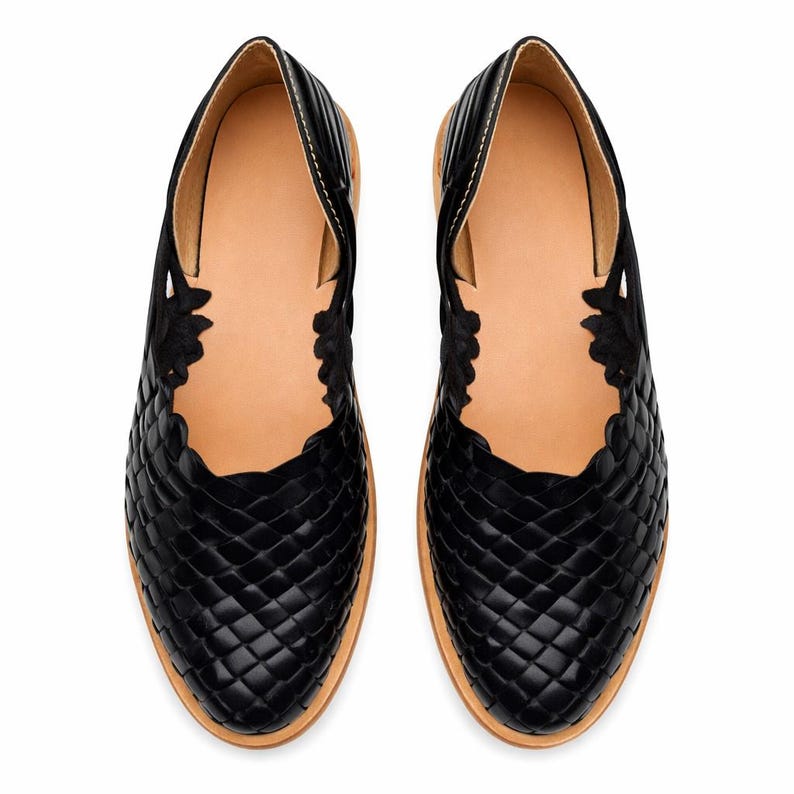 Sandali Huarache, sandali messicani da donna, scarpe messicane in pelle, sandali in pelle, sandali messicani, scarpe in pelle da donna, sandali comodi immagine 12