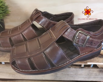 Chaussures en cuir mexicaines hommes. Sandales faites à la main pour hommes. Huarache formel pour la fête. Chaussure mexicaine traditionnelle. Semelle confortable, marron