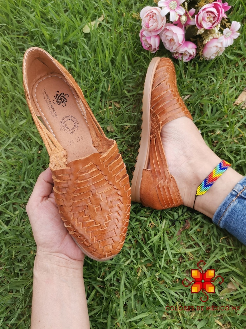 Sandales Huarache femmes, huarache mexicaine faite à la main, sandales en cuir, sandale femme confortable, chaussures mexicaines en cuir véritable Marron