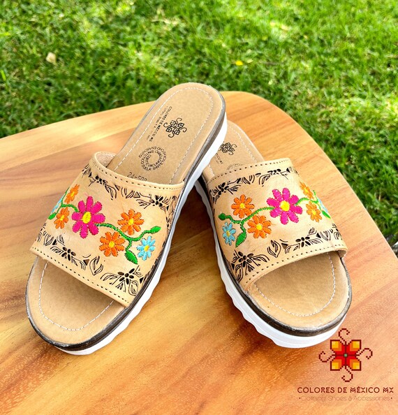 Lederen huareche sandalen dames en kleurrijke bloemborduursandaal leren sandalen Mexicaanse damesschoenen handgemaakte comfortabele sandalen Etsy Belgie