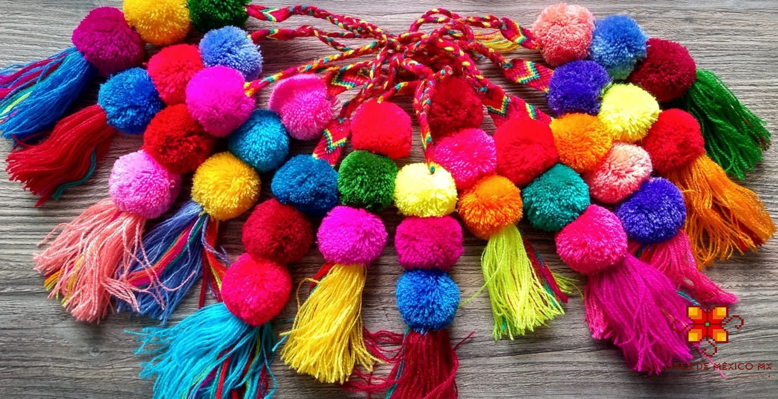 AllTopBargains Pom Pom Keychain