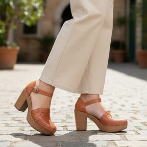 Mexican Genuine Leather Platform Shoes with Ankle Strap, Platform women shoes, Huarache sandals, Mexican shoes, leather sandals handmade