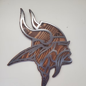 Minnesota Vikings Wall Art | Rustic Wood and Metal Viking Head Football Wall Décor | Sports Home and Bar Wall Art| Made in USA