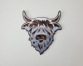Highland Cow Metal Art on Rustic Wood: Scottish Home Decor