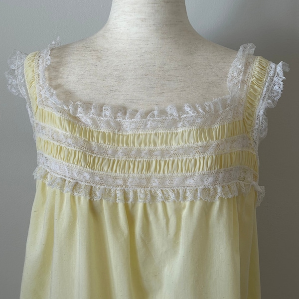 1960’s Nightgown Yellow  Shirred with Lace Insets Bodice Knee -Length Mid Century