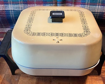 Vintage Harvest Gold 1960 Sunbeam FP-80 dome cover electric 11.5 inch pan