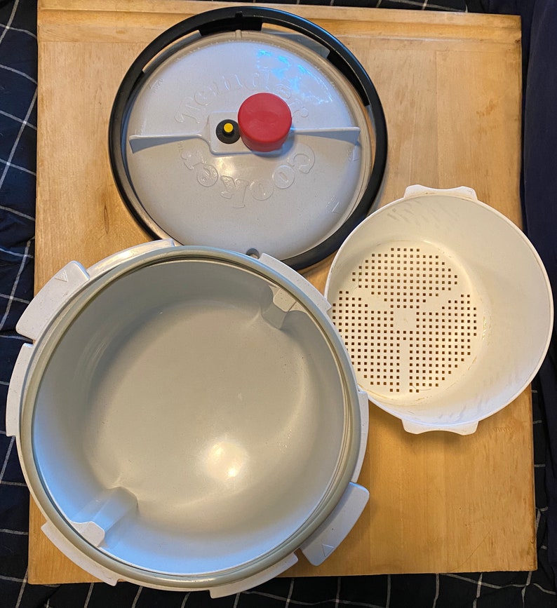 Vintage Nordic Ware Tender Cooker Microwave Pressure Cooker Etsy