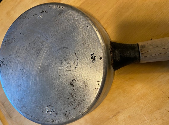 Vintage Aluminum Griddle Searing Griddle Antique Cast Aluminum Skillet  Vintage Cookware 