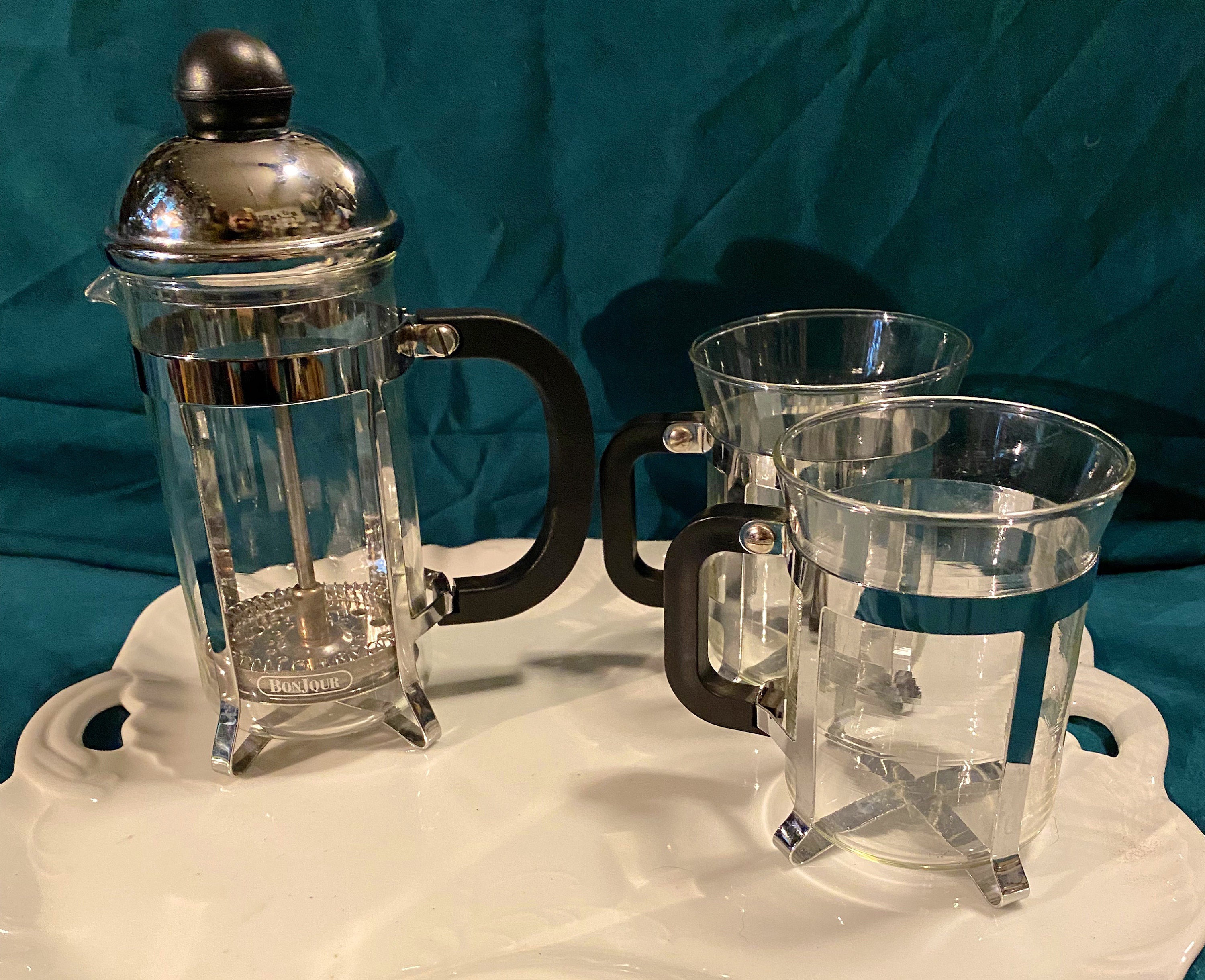 Vintage 12 Ounce Bonjour French Press With Two 8 Ounce Mugs 