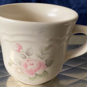 Vintage Pfaltzgraff Tea Rose flat cup mug