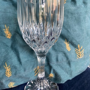 Cristal D’Arques-Durand vintage crystal wine goblets set.