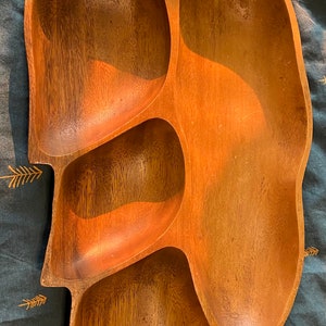 Vintage Hawaiian Monkey Pod wood hand carved tray