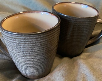 tasses en grès vintage de 16 onces par Sango ensemble de (2)