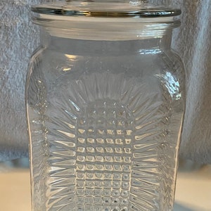 Vintage Anchor Hocking 2 quart Sunflower pattern clear glass apothecary jar