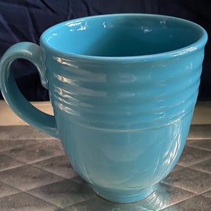 Taza vintage de 14 onzas de gres estilo Turquesa Fiesta