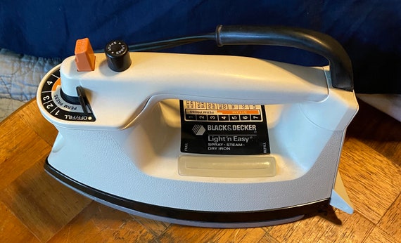 Vintage Black & Decker Light n Easy Spray, Steam and Dry Iron 