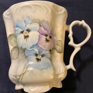 Vintage hand painted porcelain 12 ounce mug
