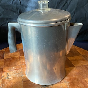 Vintage 10 cup Mirro aluminum coffee percolator