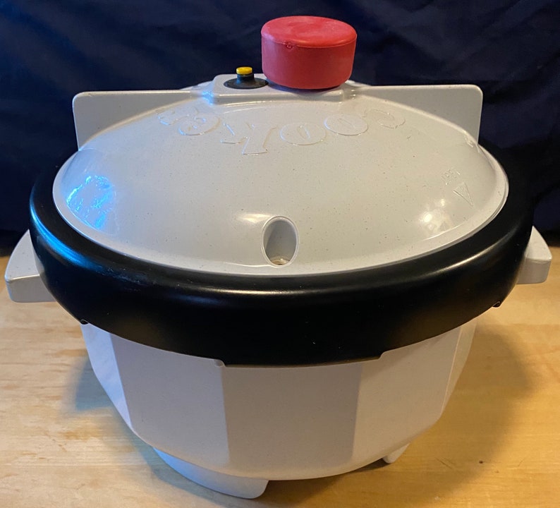 Vintage Nordic Ware Tender Cooker Microwave Pressure Cooker Etsy