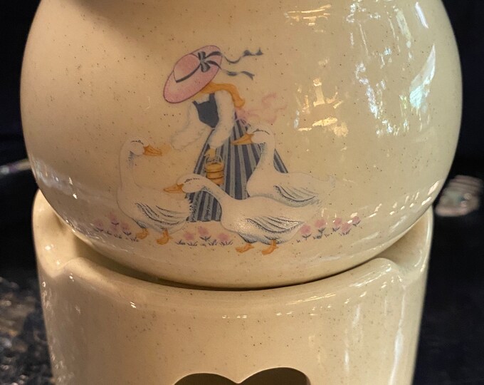 Vintage Ceramic Tea Light Potpourri/wax Melt/scent Warmer/ Simmer Pot