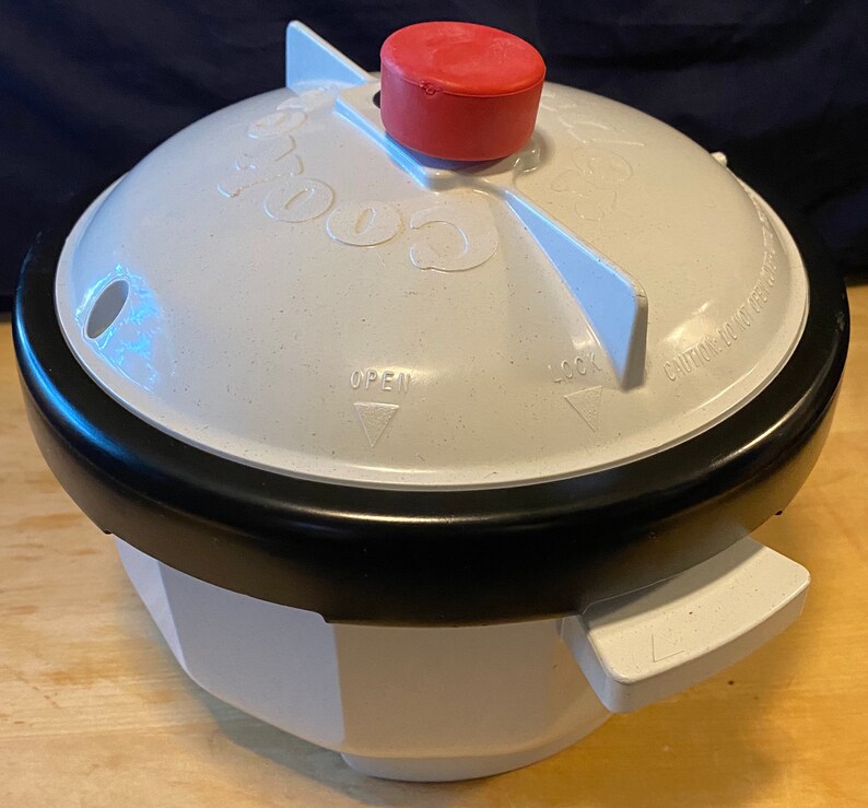 Vintage Nordic Ware Tender Cooker Microwave Pressure Cooker Etsy
