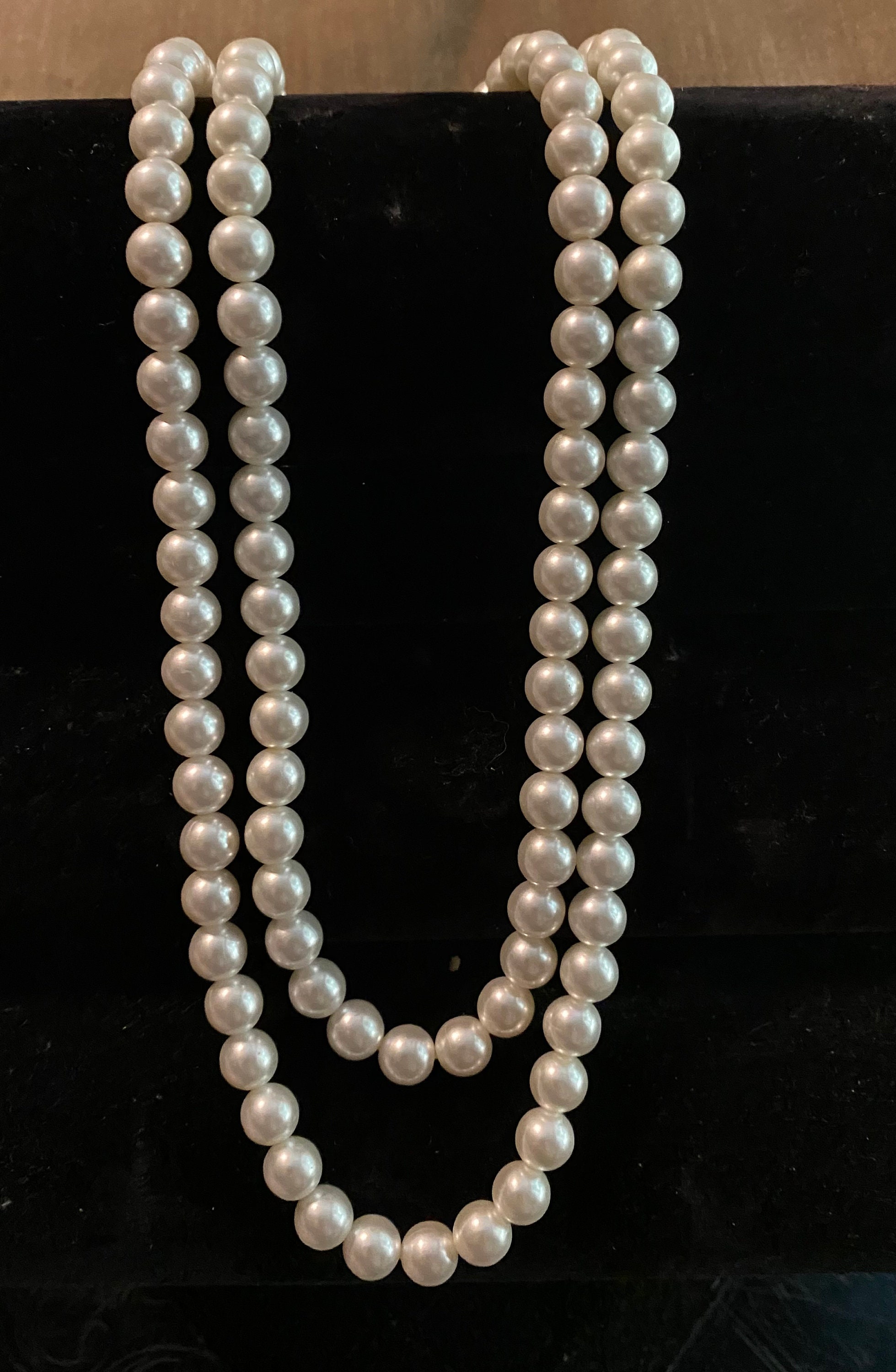 ★VINTAGE HOLLYWOOD★ Natural Pearl Necklace_VH25NNNE101V Vintage Pearl Necklace, 16 Inch Quality Cream-white With
