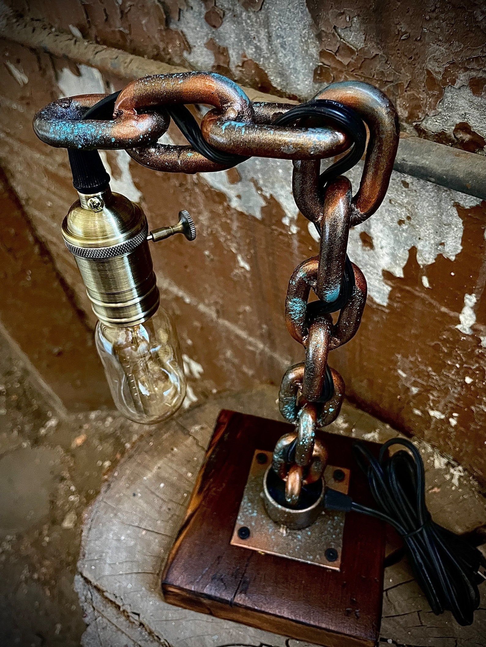 edison light bulb desk lamp