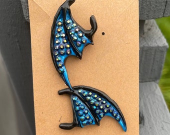 Bat wing earrings-blue