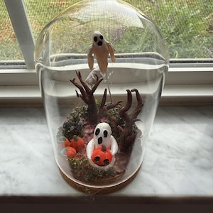 ghost clioche- display piece small